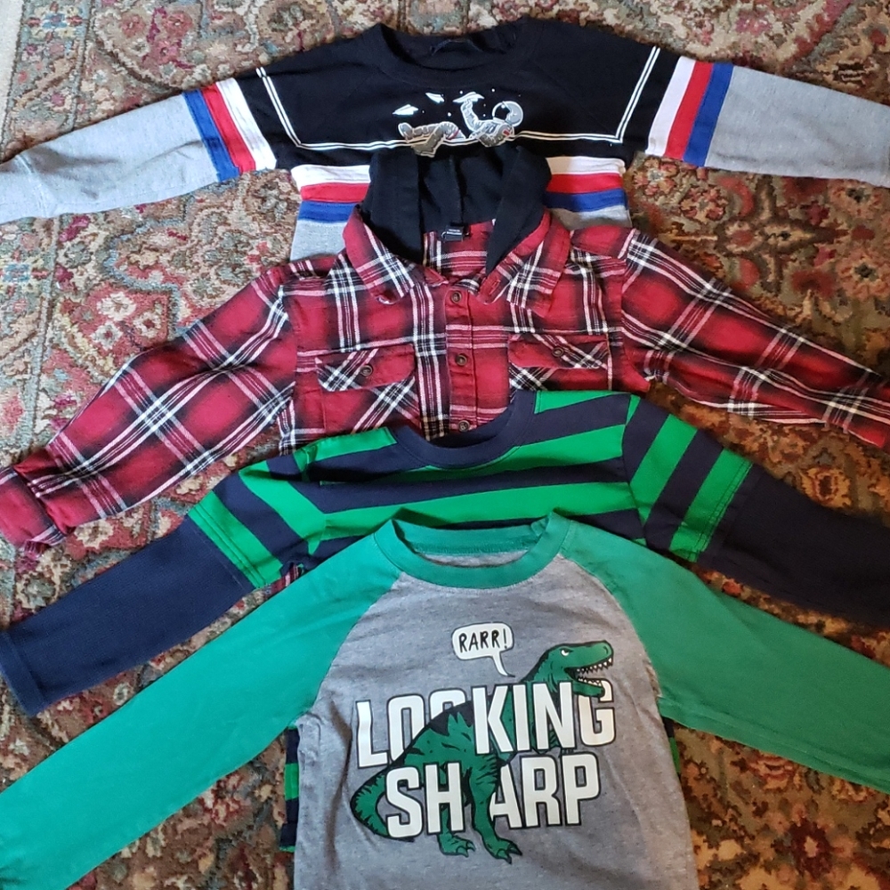BOYS SZ 4T SHIRTS